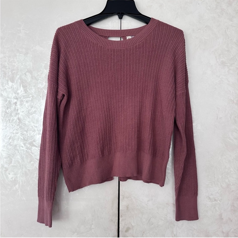 NWT Hippie Rose Keyhole Sweater